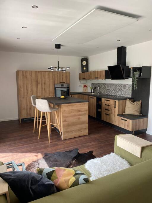 Gemuetliche Wohnung -Schwarzwald Neuweiler  Экстерьер фото